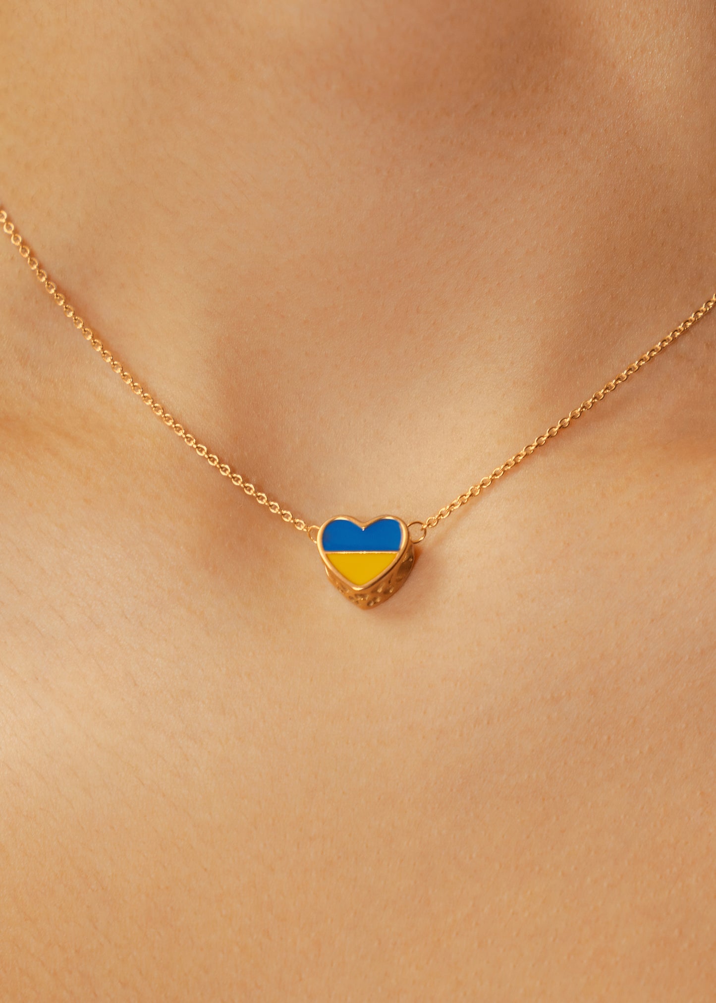 Two-sided Yellow-Blue Heart Necklace