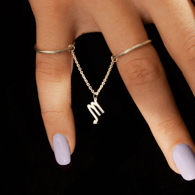 Dainty Diamond-Cut Stacking Rings With Chain and Zodiac sign Charm