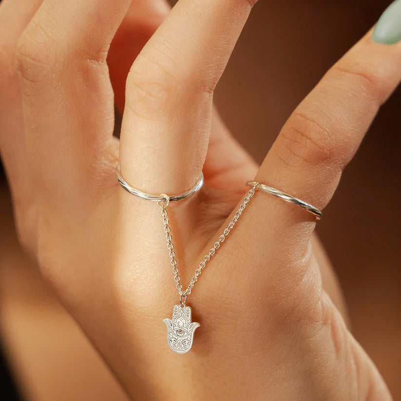 Dainty Diamond-Cut Stacking Rings With Chain and Hamsa Charm