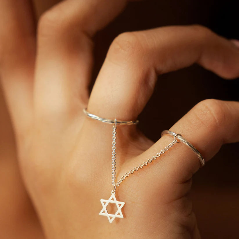 Dainty Diamond-Cut Stacking Rings With Chain and Star of David Charm