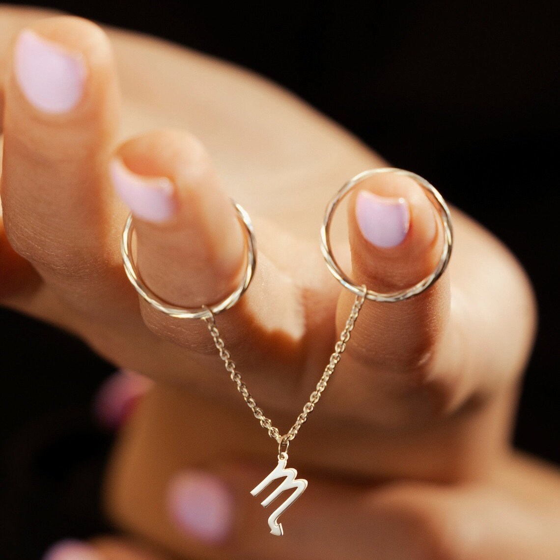 Double Finger Chained Ring with Zodiac Sign