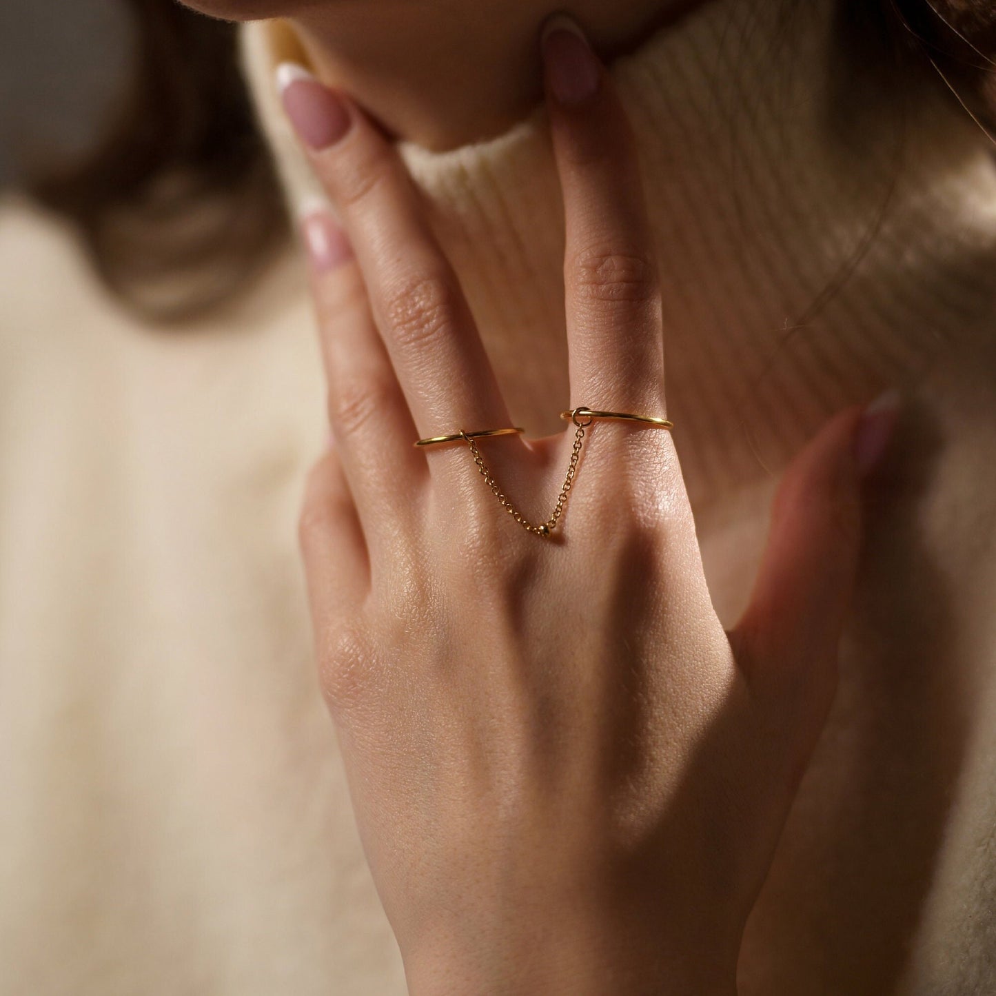 Double Finger Chain Ring