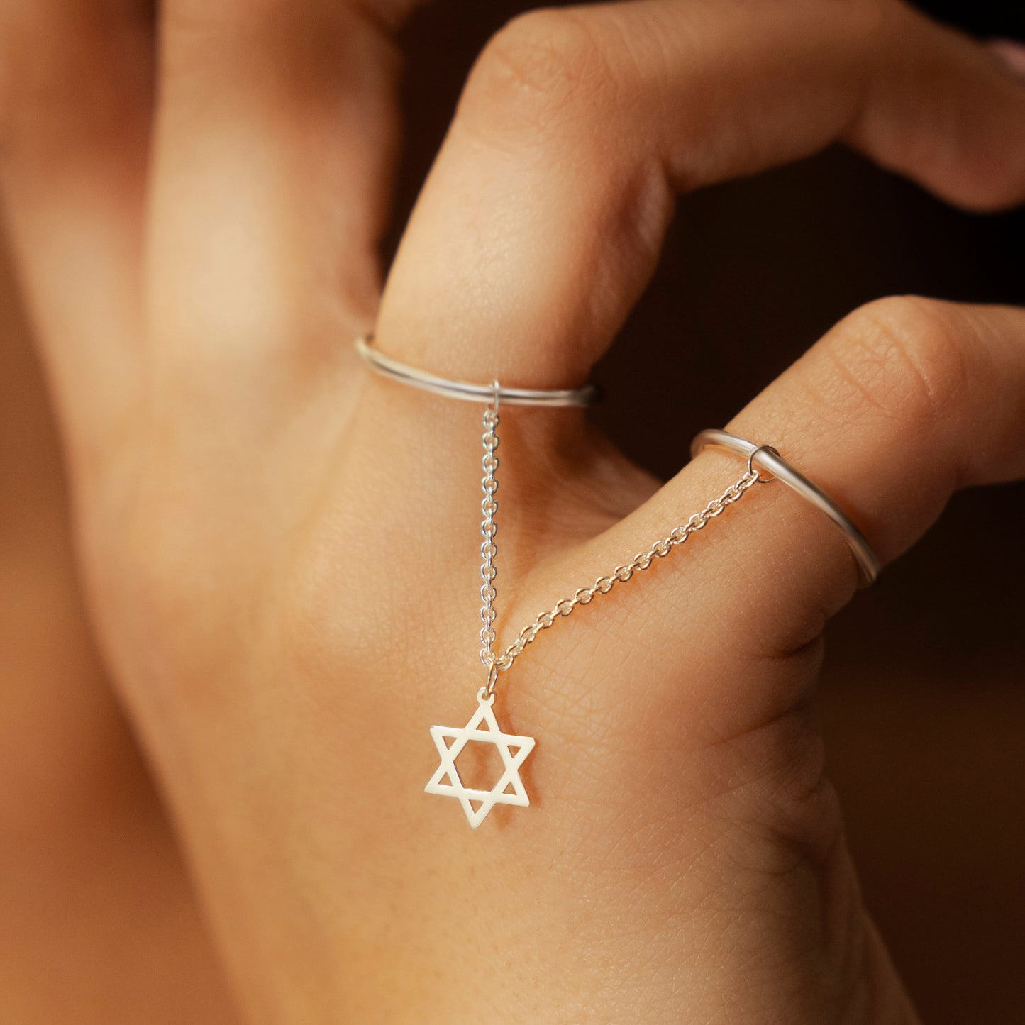 Double Round Finger Chain Ring with Star of David