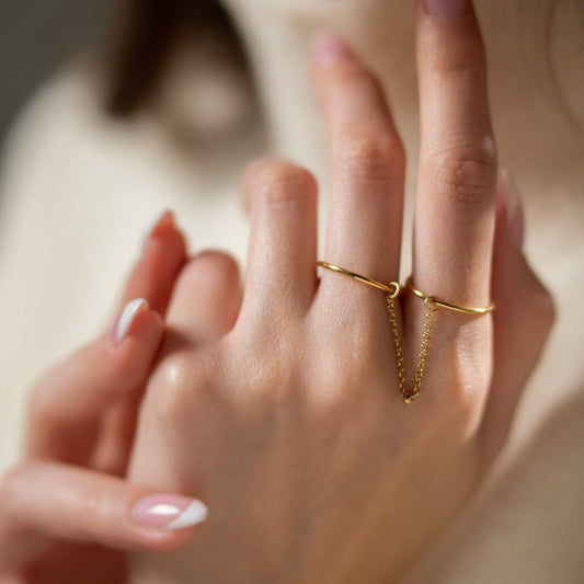 Double Finger Chain Ring