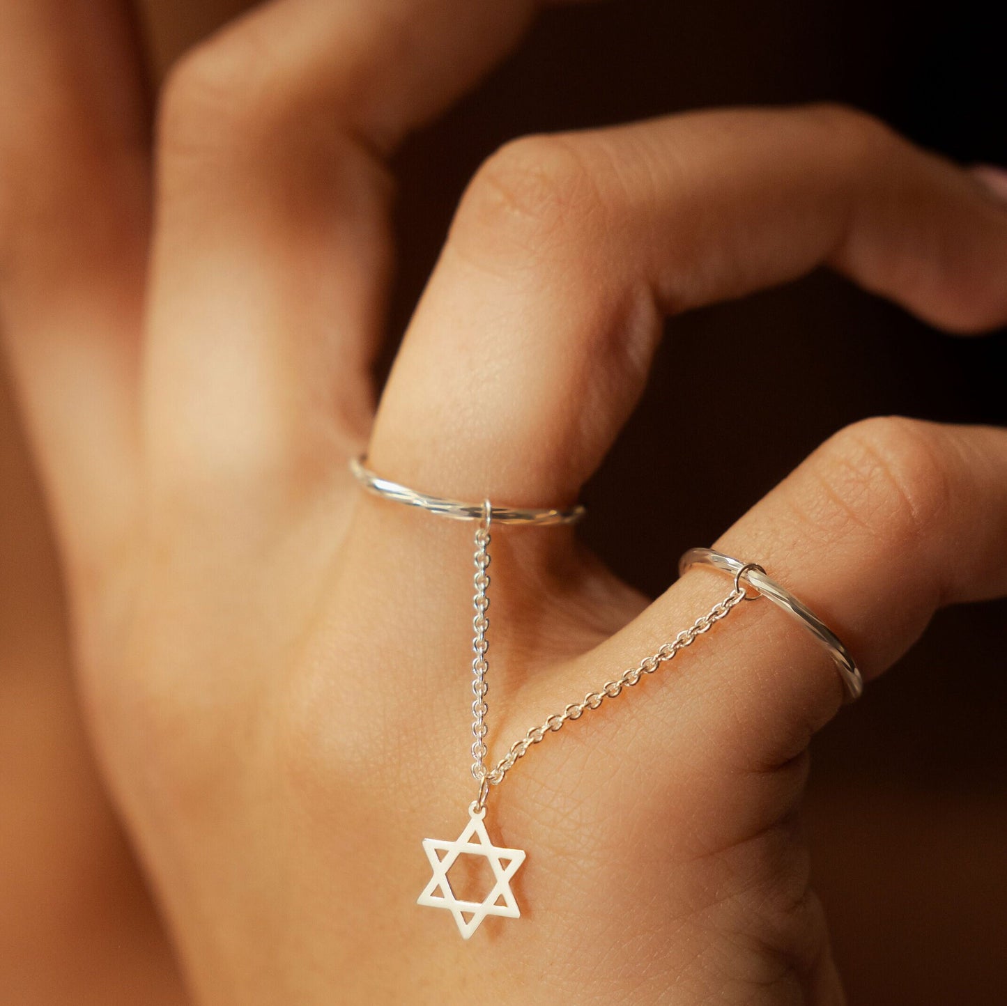 Double Finger Chain Ring with Star of David