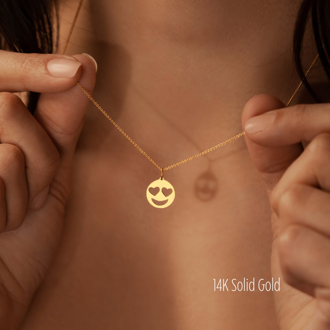 Pendant Smiley Face Necklace